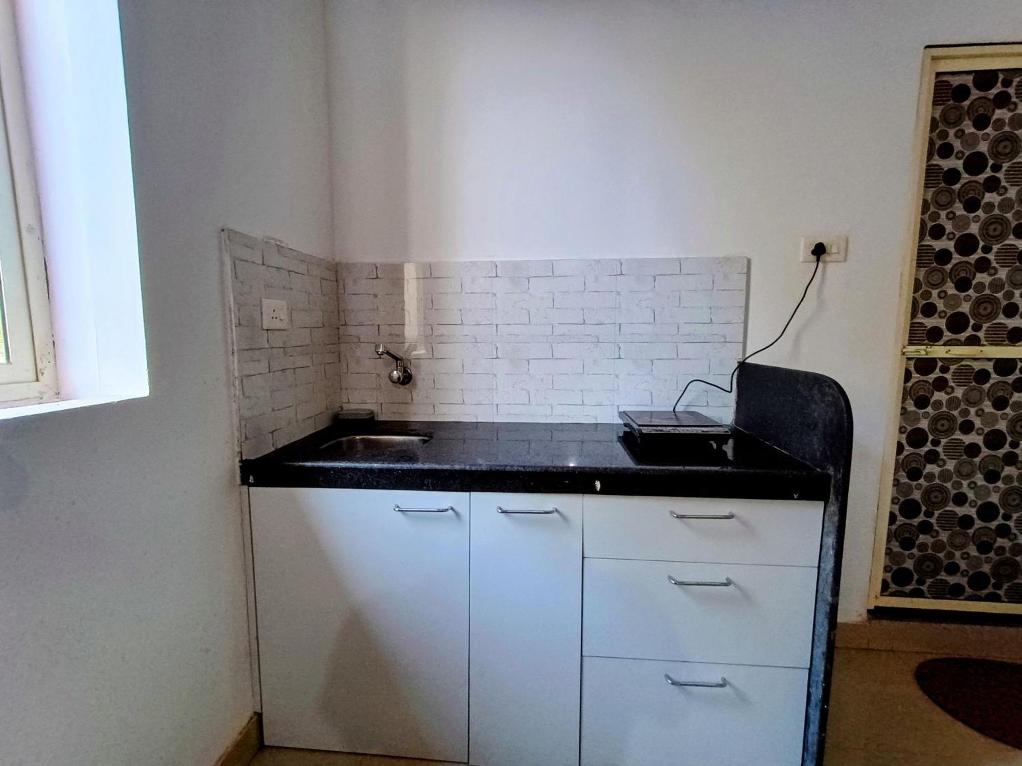 Gs Home On The Bay - Super Sea View Glass Studio Apartment Vagator Eksteriør bilde